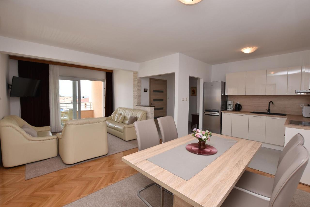Apartments Danica Primosten Exterior photo